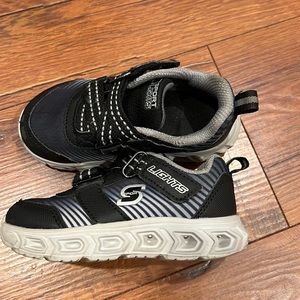 Sketchers sport 1 lights
